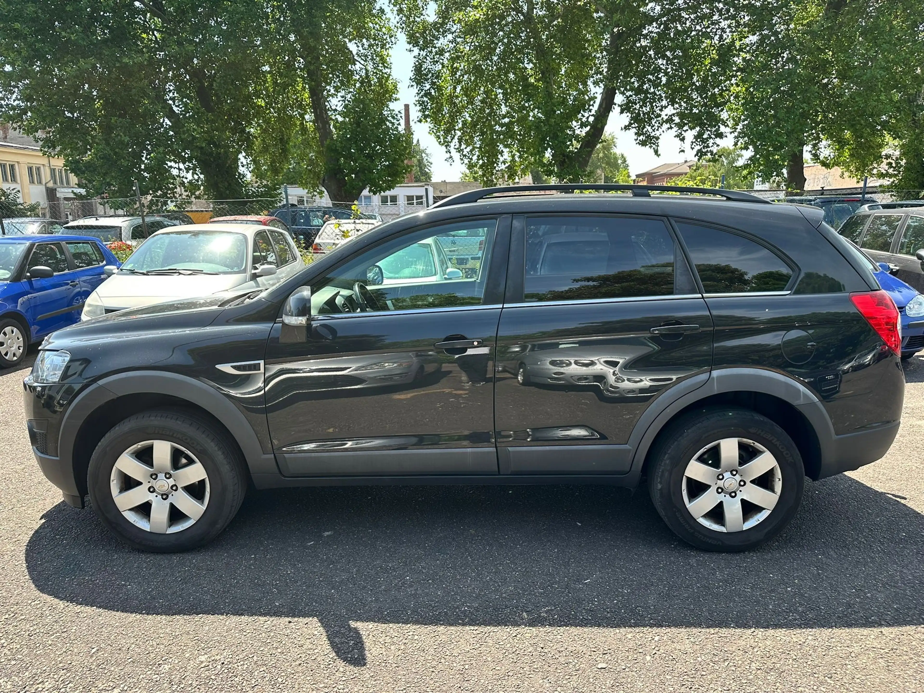Chevrolet Captiva 2.4 LT 7 Sitze Leder Navi KameraTÜV 11/2025 — photo 8
