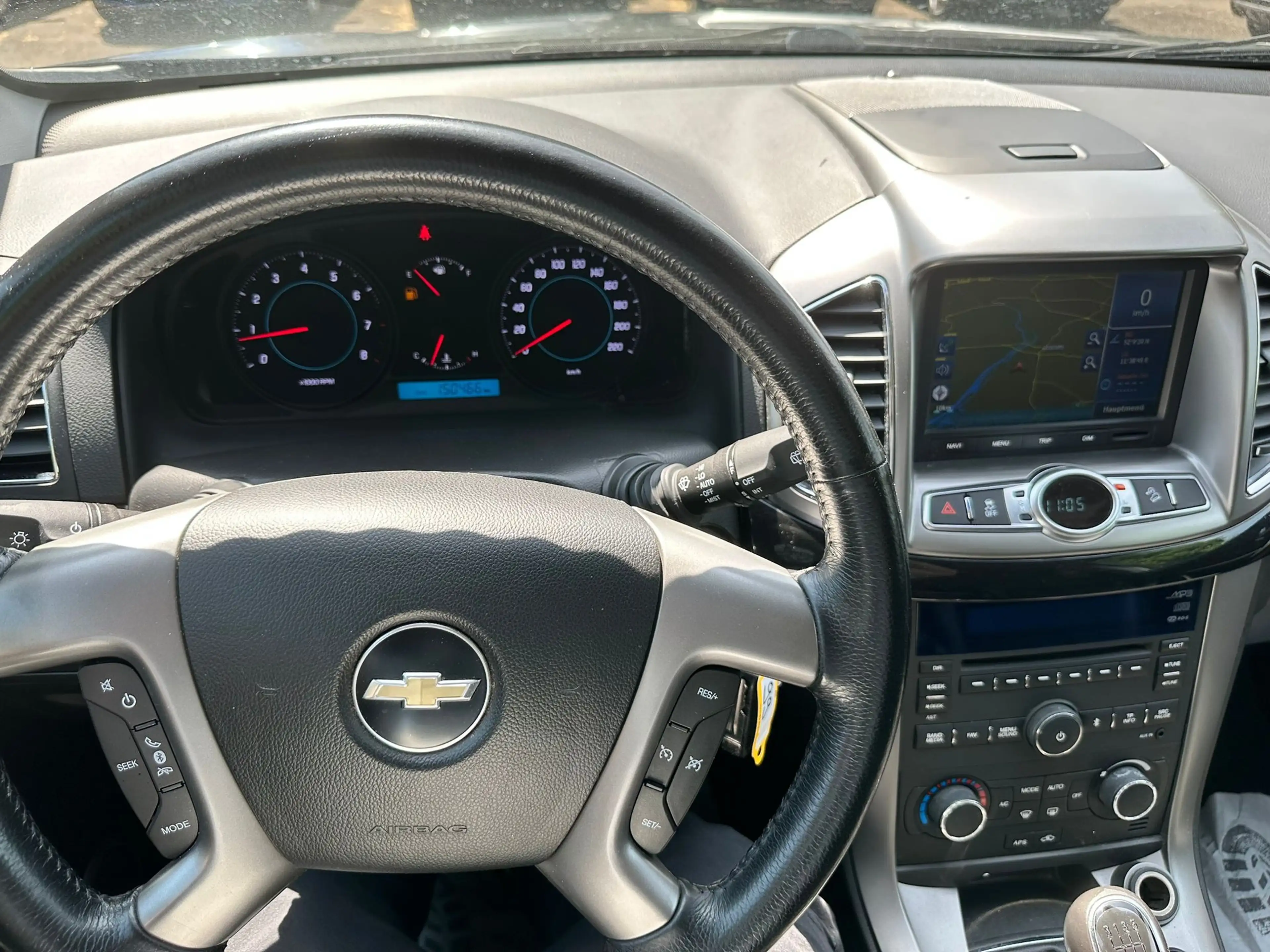Chevrolet Captiva 2.4 LT 7 Sitze Leder Navi KameraTÜV 11/2025 — photo 15