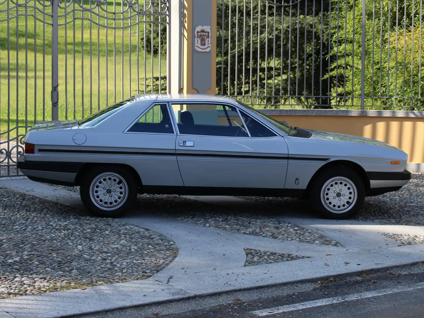 Lancia Gamma coupè 2.0 Silber - 1