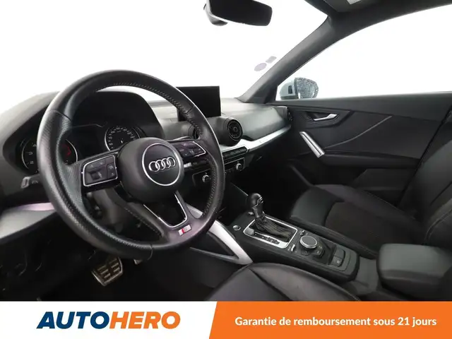 Audi Q2 view 11