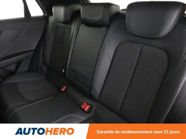 Audi Q2 view 14