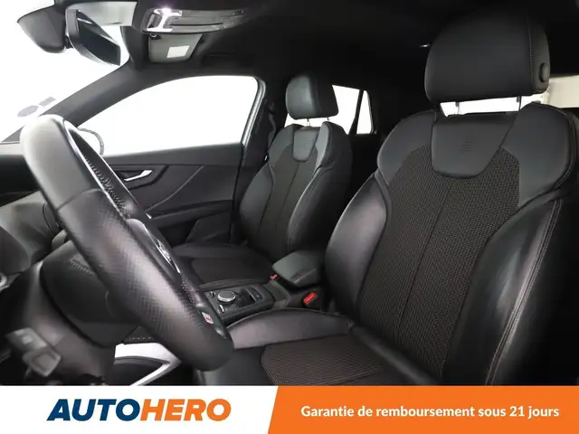 Audi Q2 view 10