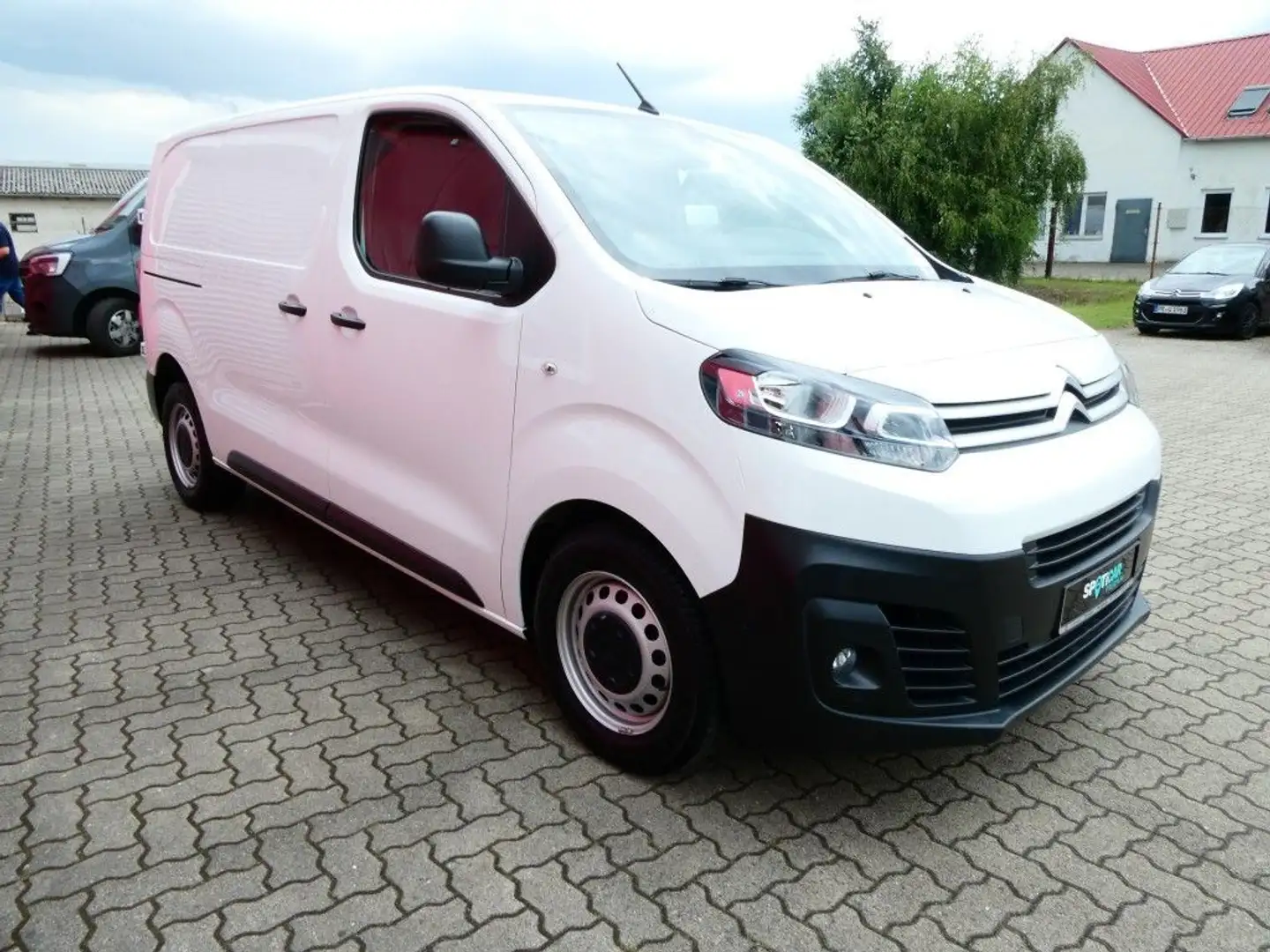 Citroen Jumpy M BlueHDi 120 EAT8 Club - 2