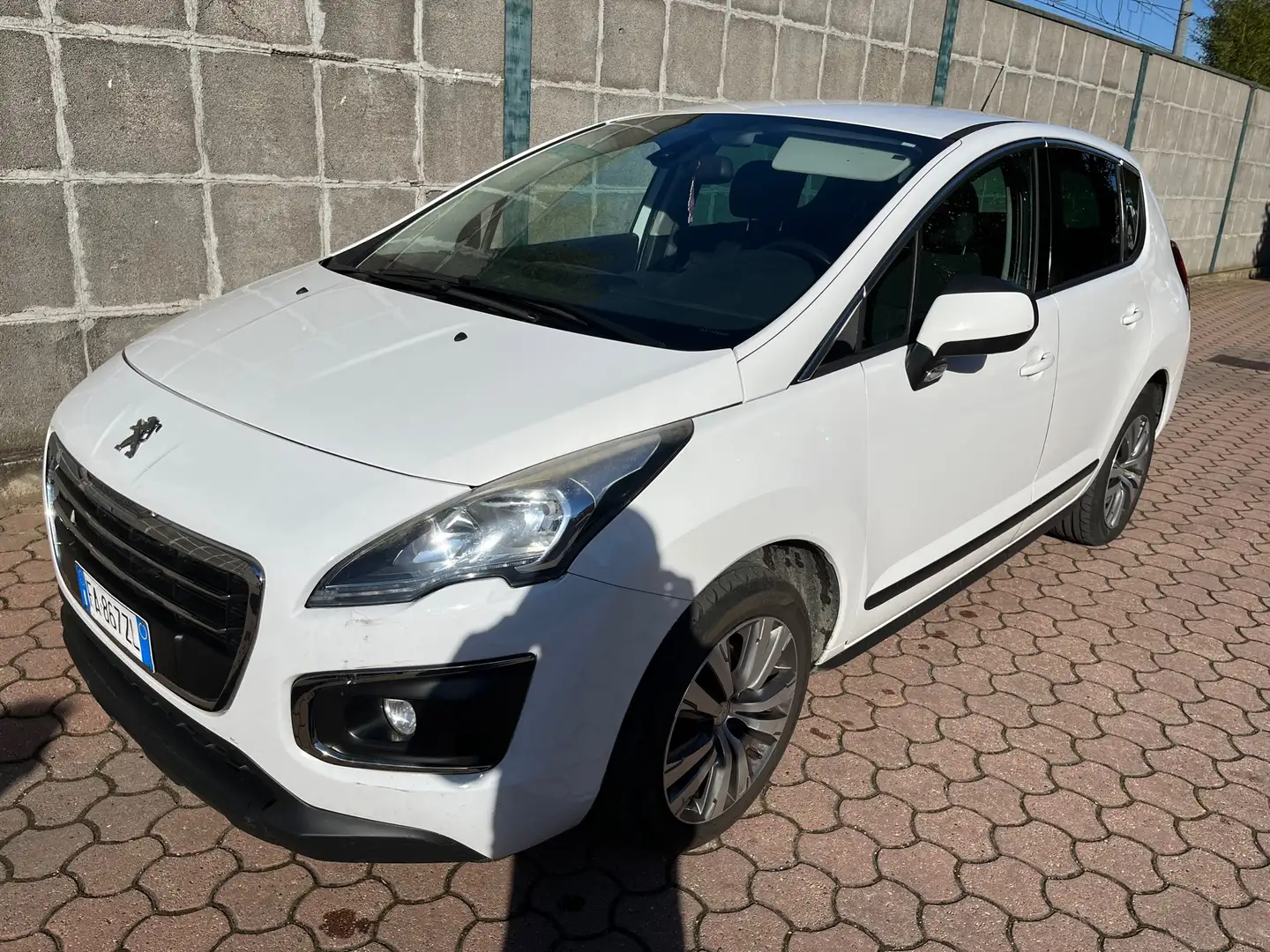 Peugeot 3008 1.6 BLUEHDI  ACTIVE  S&S 120CV STUPENDA EURO6 Wit - 1