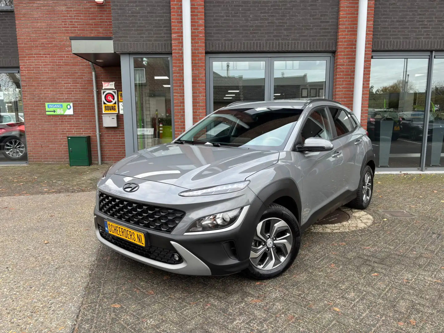 Hyundai KONA 1.6 GDI HEV Comfort Smart Grijs - 2