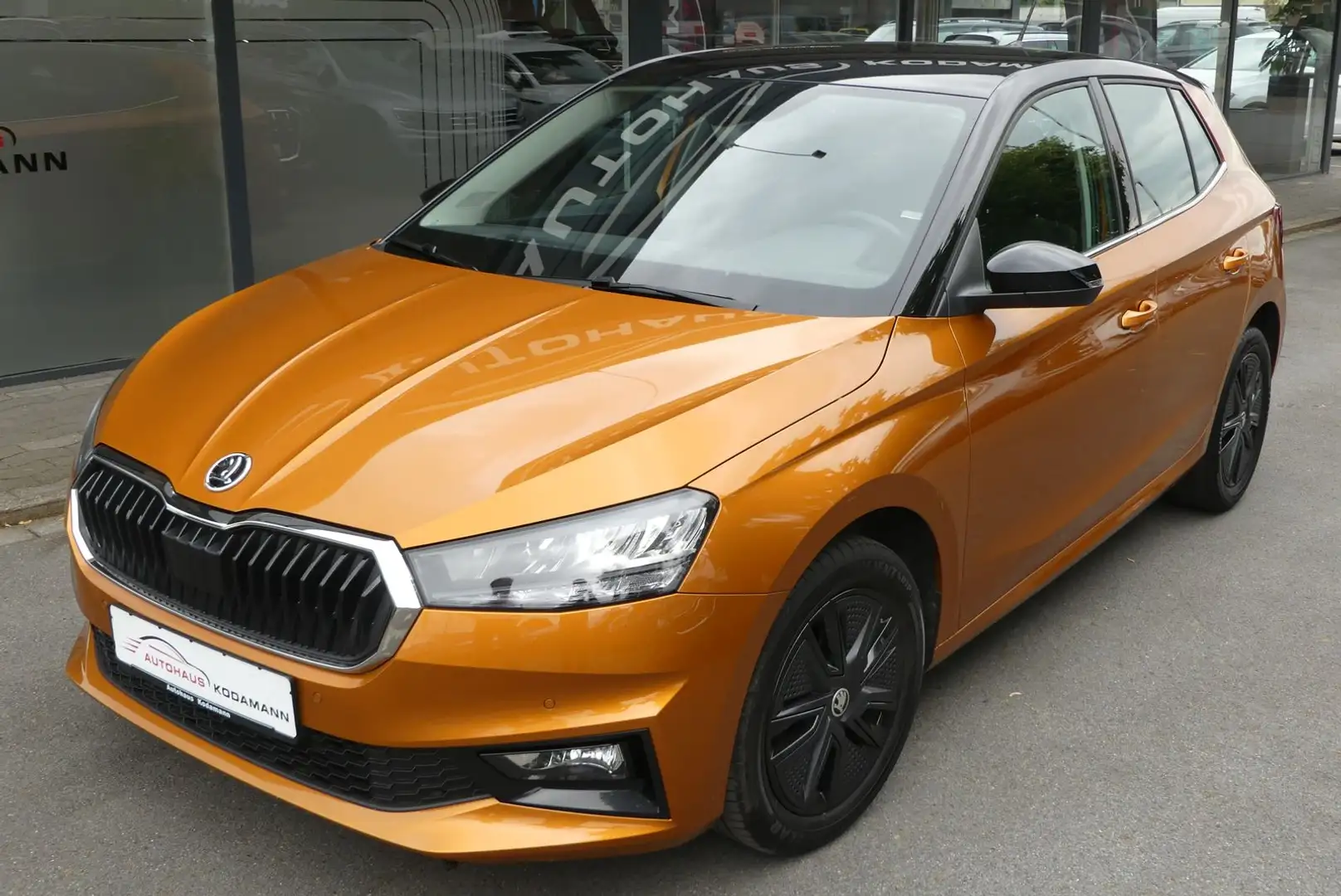 Skoda Fabia Style TSI*ACC*SHZ*LED*DAB*CarPlay*ColorCo* Orange - 2