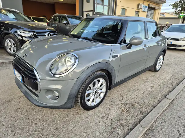 MINI Cooper D Mini 1.5 Cooper D Business 5p