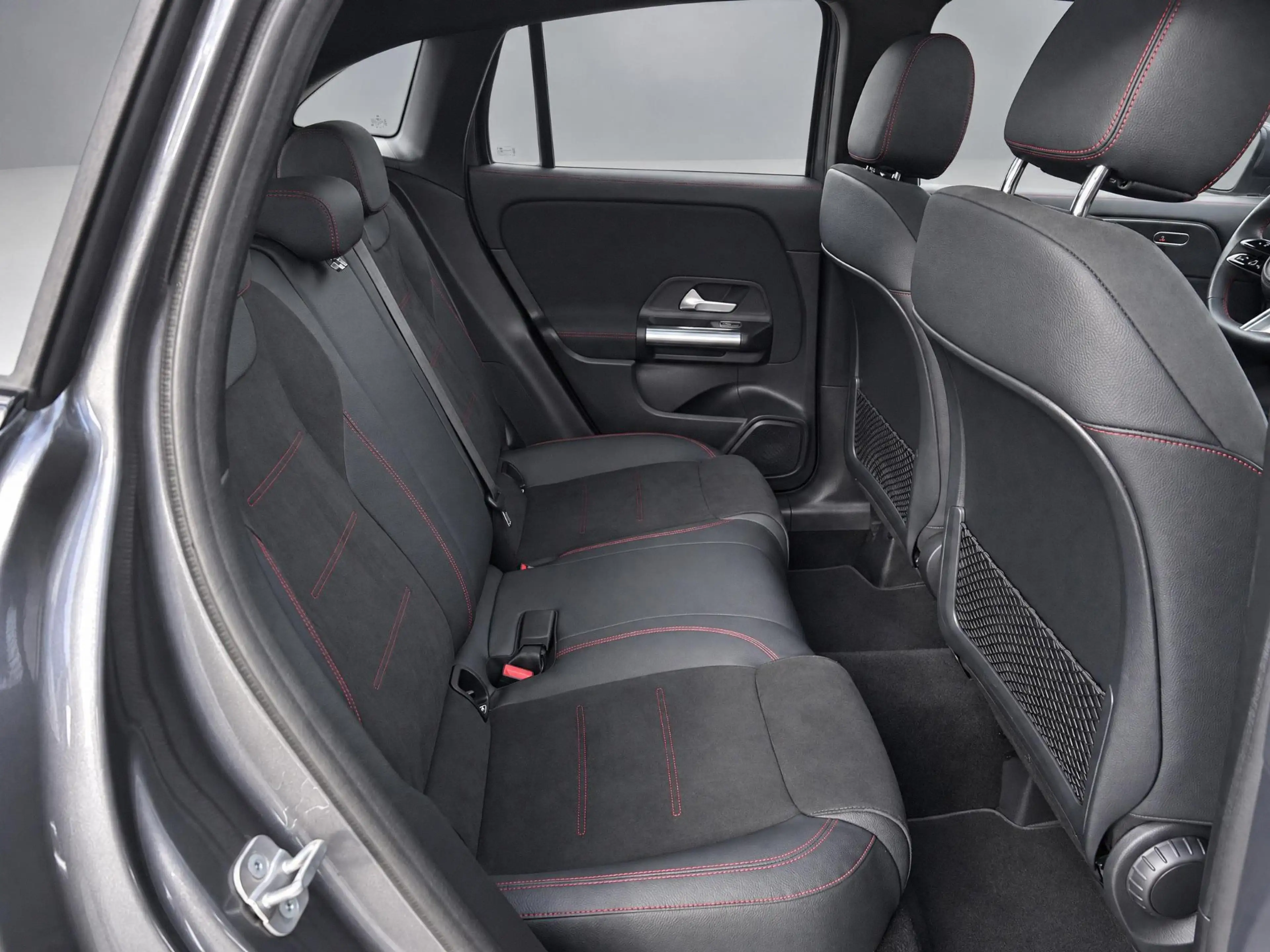 Mercedes-Benz GLA 250 e AMG Line | Trekhaak | Panoramadak | — photo 8