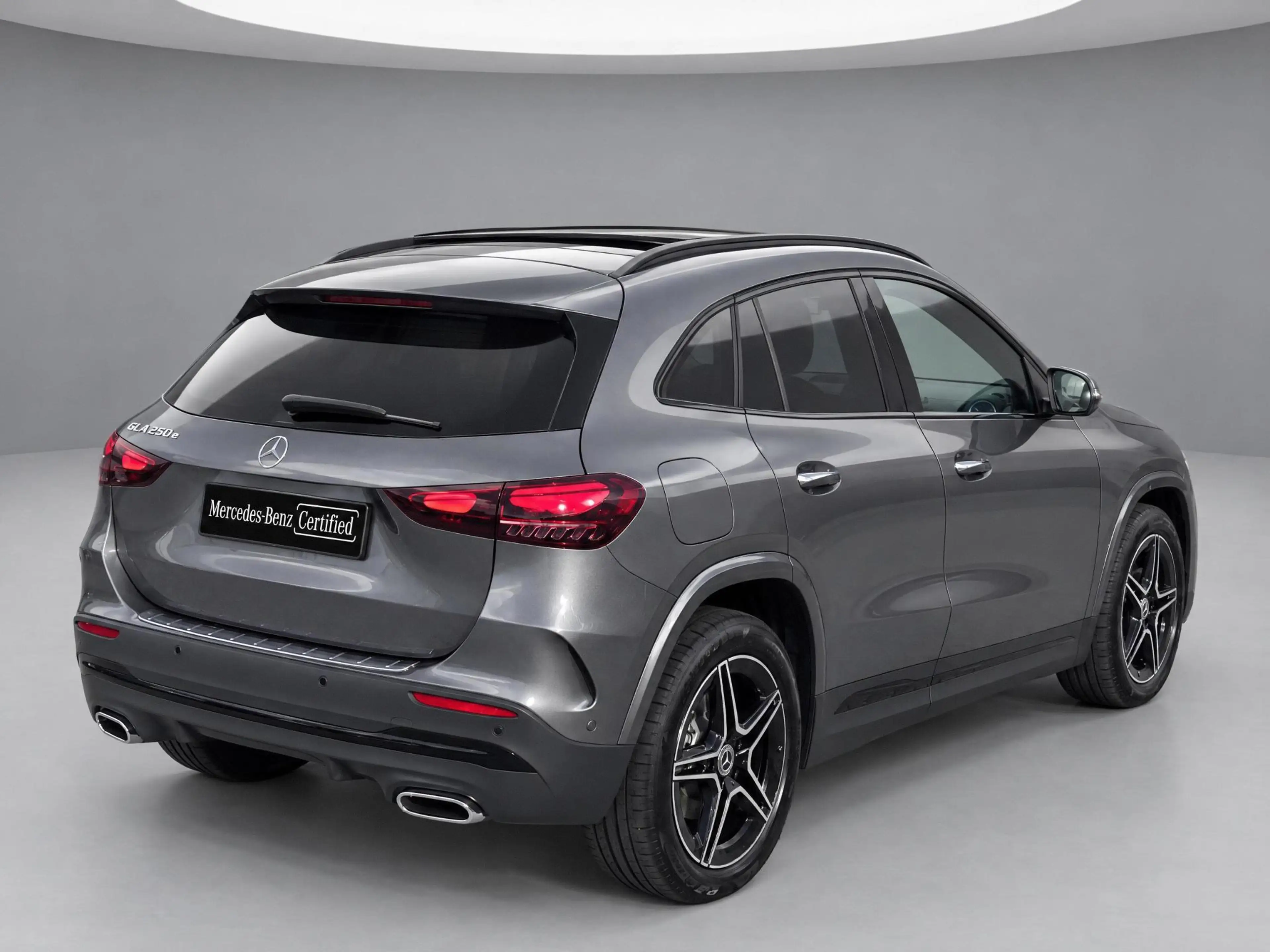 Mercedes-Benz GLA 250 e AMG Line | Trekhaak | Panoramadak | — photo 2