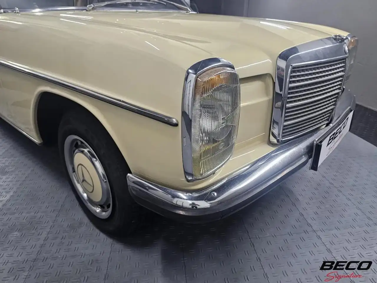 Mercedes-Benz 240 D - W115 Classe E, foto 5