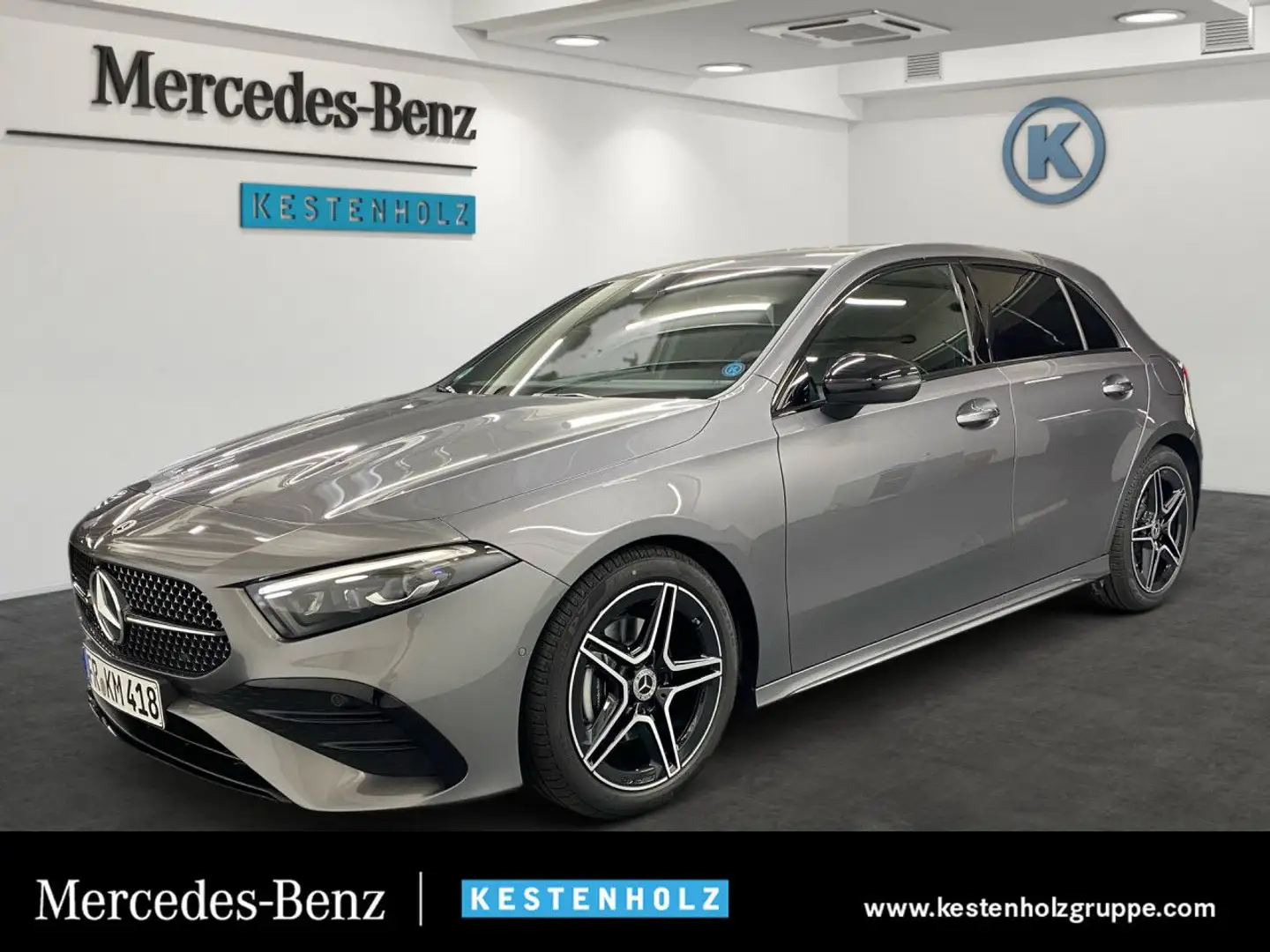 Mercedes-Benz A 200 AMG+NIGHT+KEYLESS+MULTIBEAM+PARK+DISTR Grau - 1