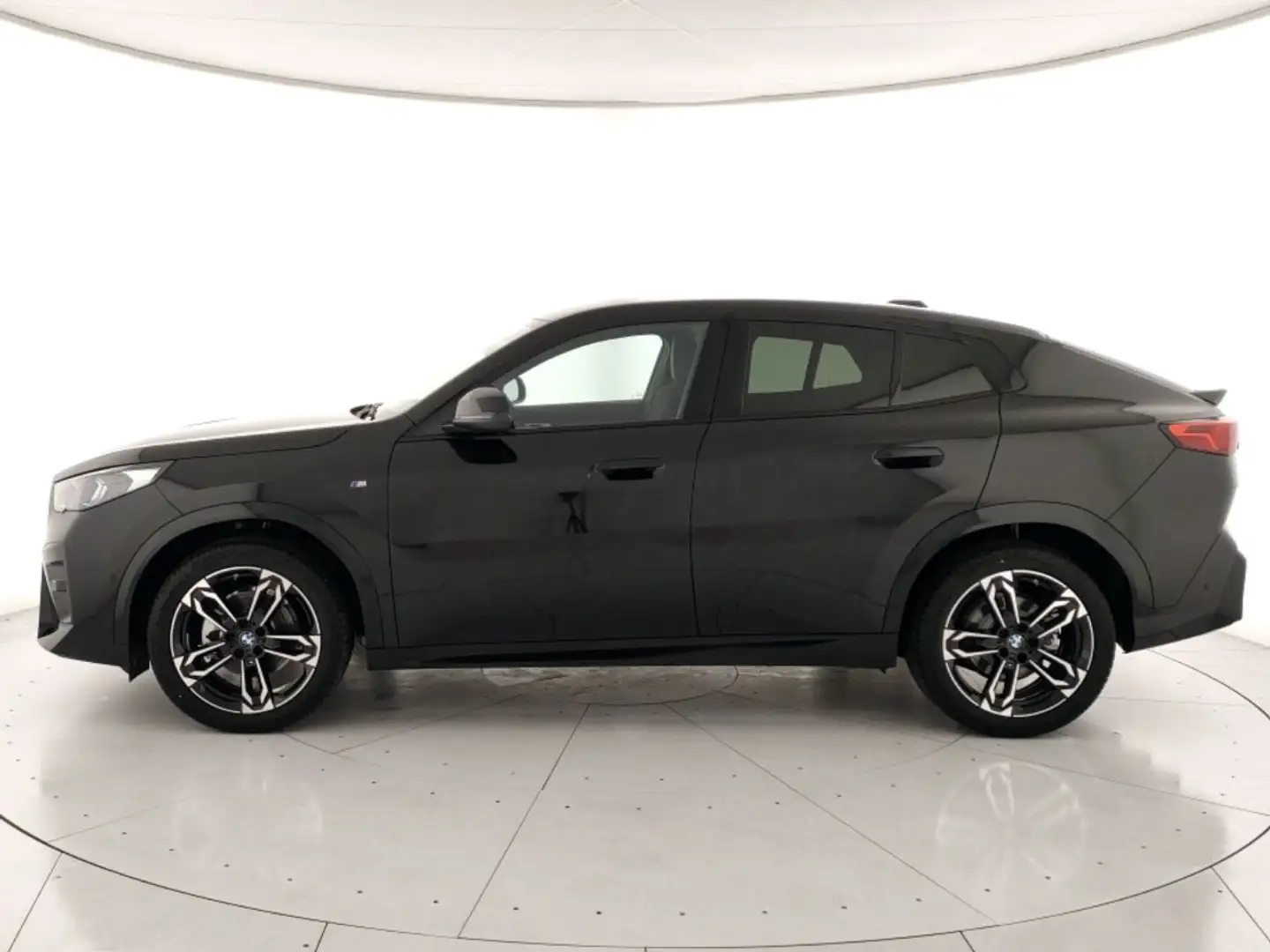 BMW X2 Sdrive 18d M-Sport 150cv Nero - 2