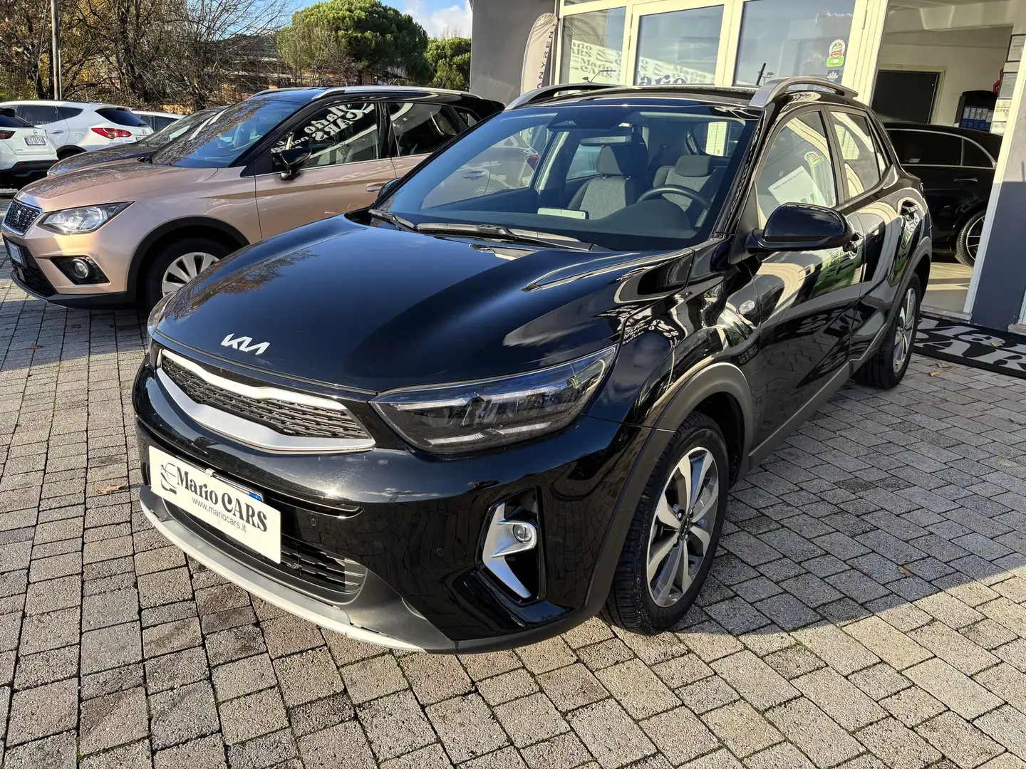 Kia Stonic 1.2 DPI URBAN MANUALE Schwarz - 2
