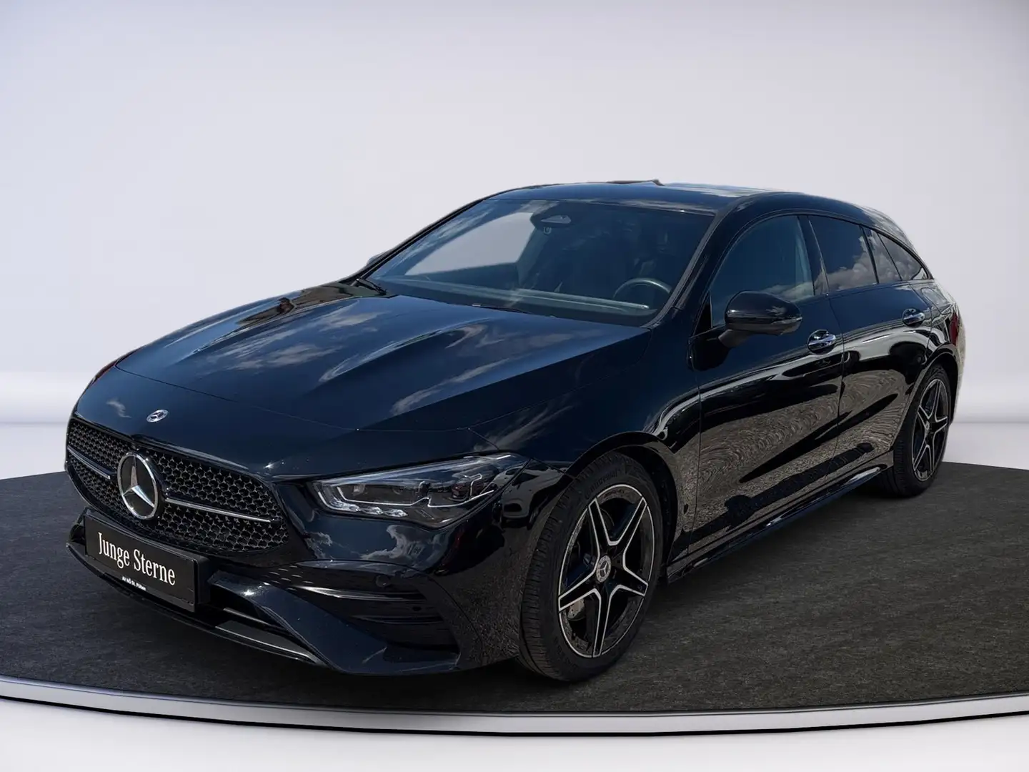 Mercedes-Benz CLA 200 d Shooting Brake Multibeam, Winterpak Schwarz - 2