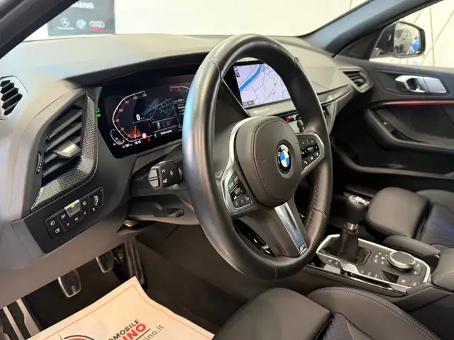 BMW 1 Series view 13