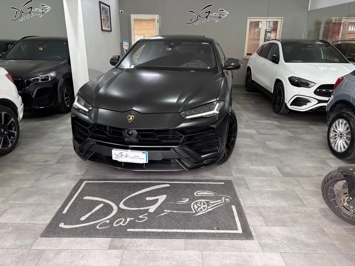Lamborghini Urus 4.0 V8 CARBON PACK-B&O-360 Nero - 1