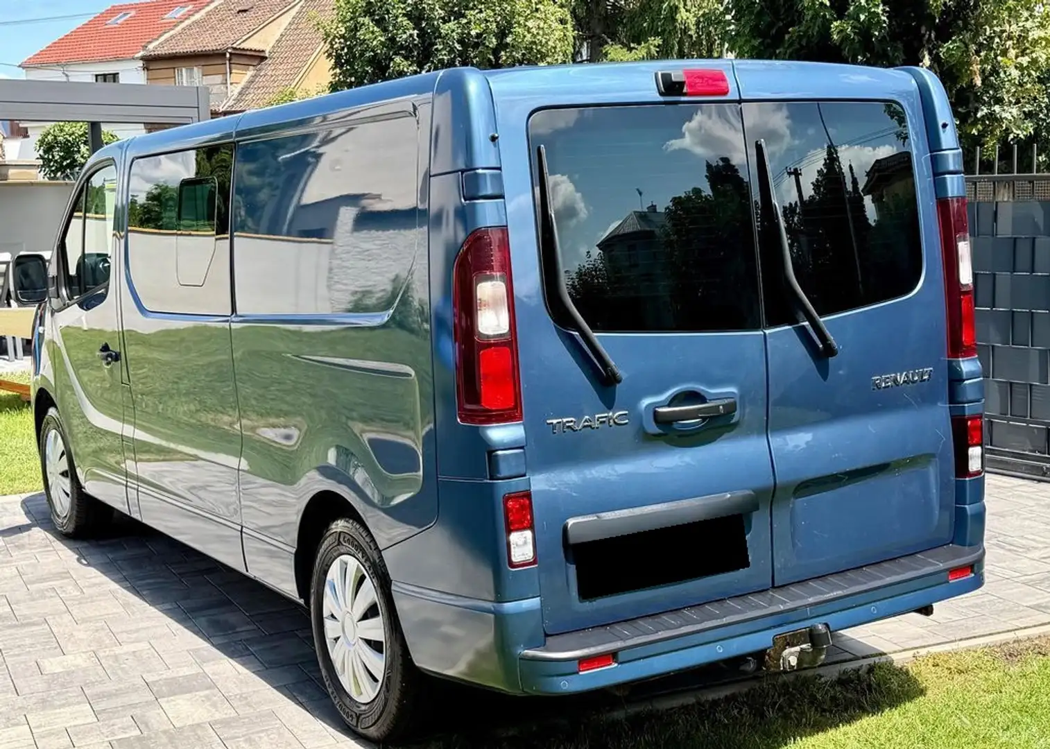 Renault Trafic L2H1 6Sitze Blau - 2