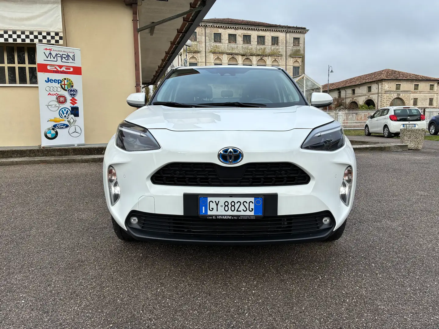 Toyota Yaris Cross 1.5h Business fwd 116cv e-cvt *PREZZO REALE* Bianco - 2
