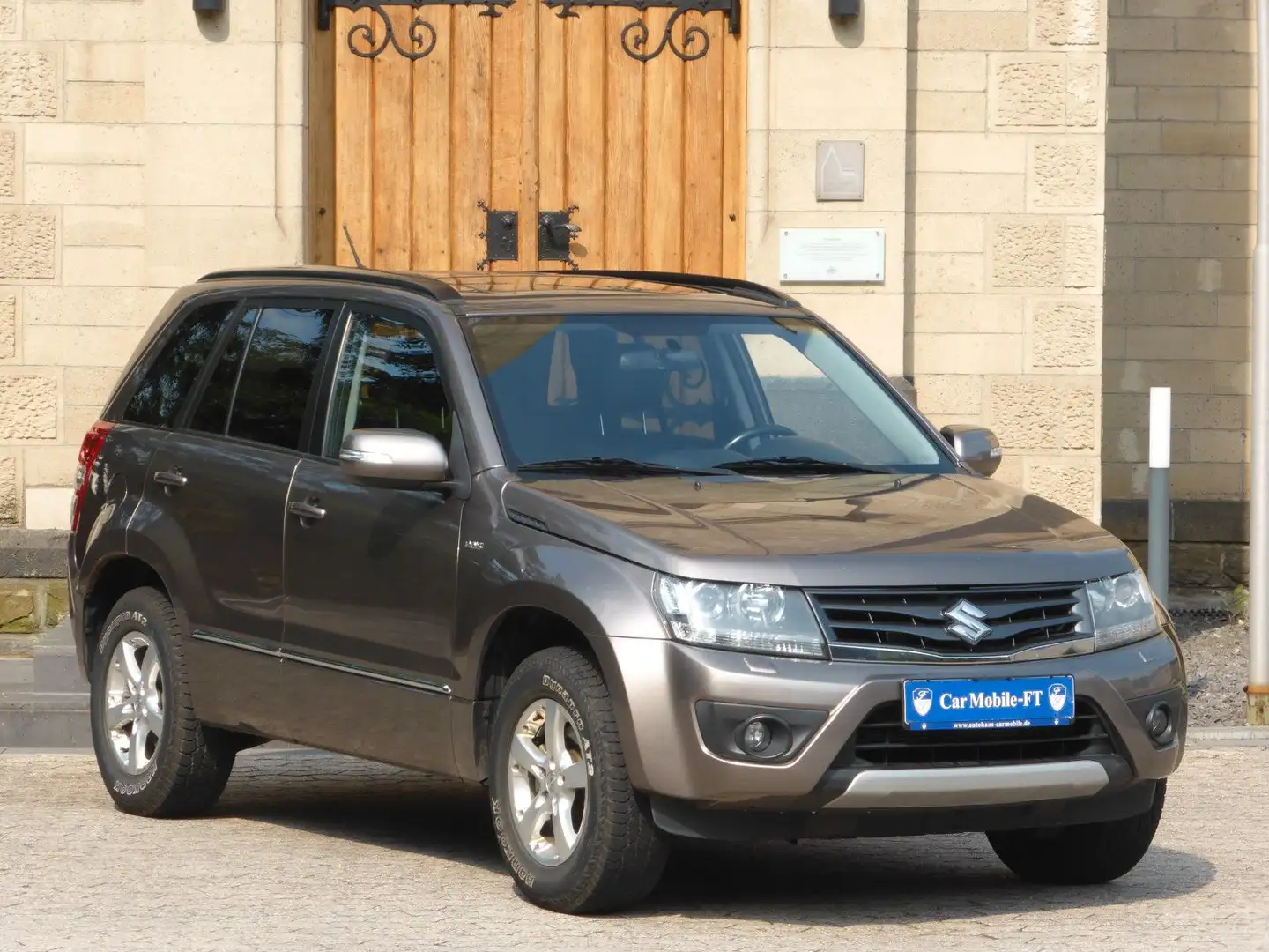 Suzuki Grand Vitara 1.9 DDIS X 30*LEDERAHK*XENON*4x4*AC Braun - 1