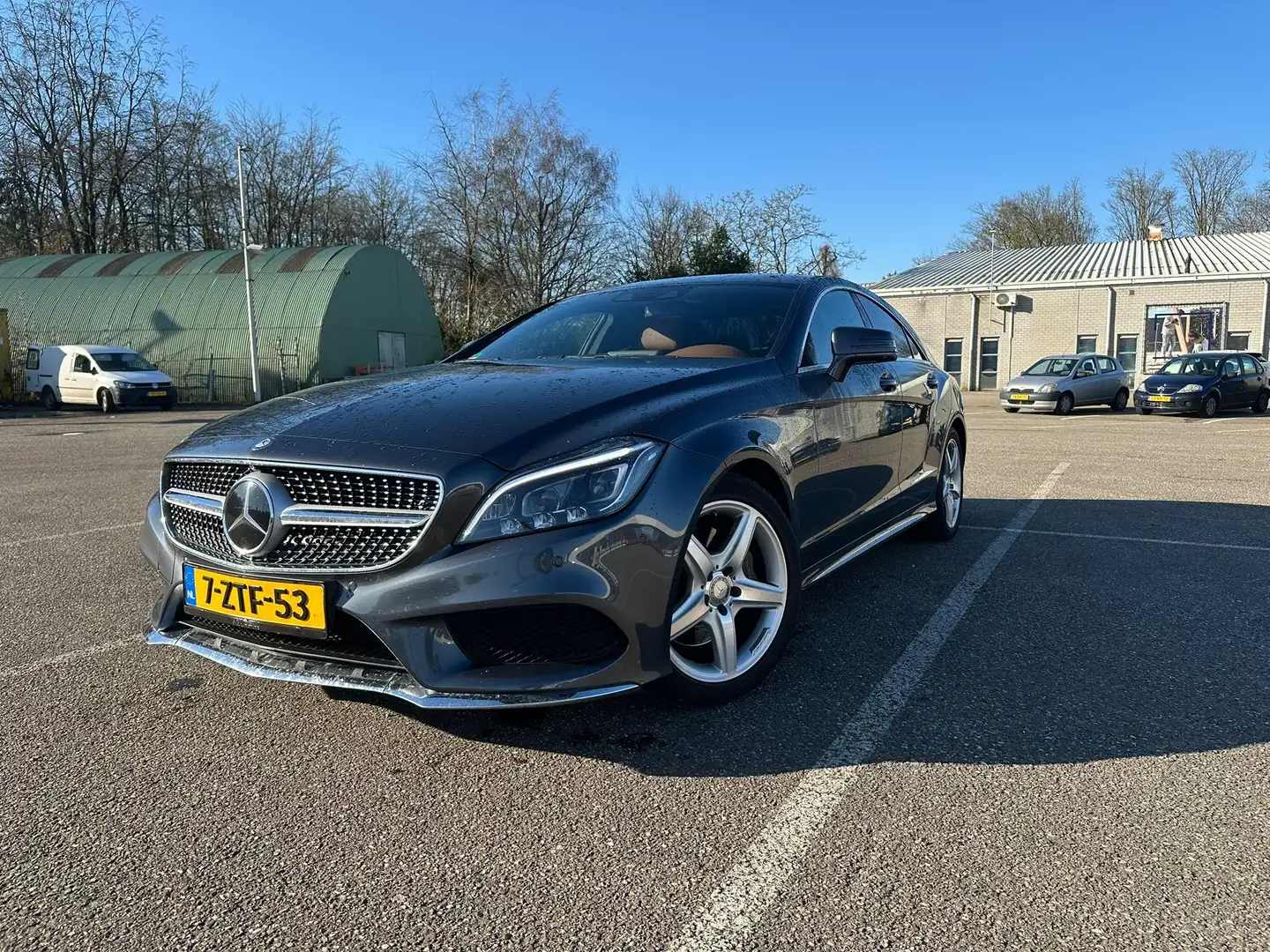 Mercedes-Benz CLS 400 AMG-Line | 360° | Carplay LED | Harman Kardon Šedá - 1