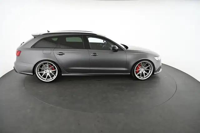 Audi RS6 view 6