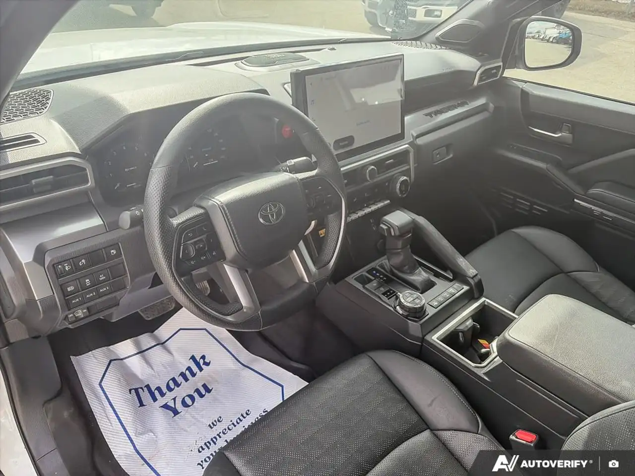Toyota Tacoma снимка Toyota Tacoma