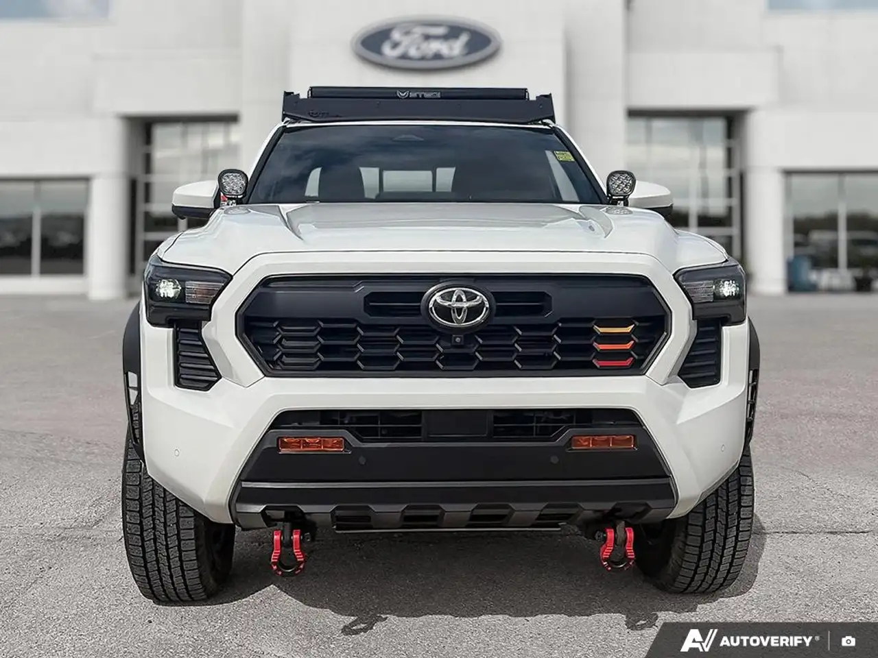 Toyota Tacoma снимка Toyota Tacoma