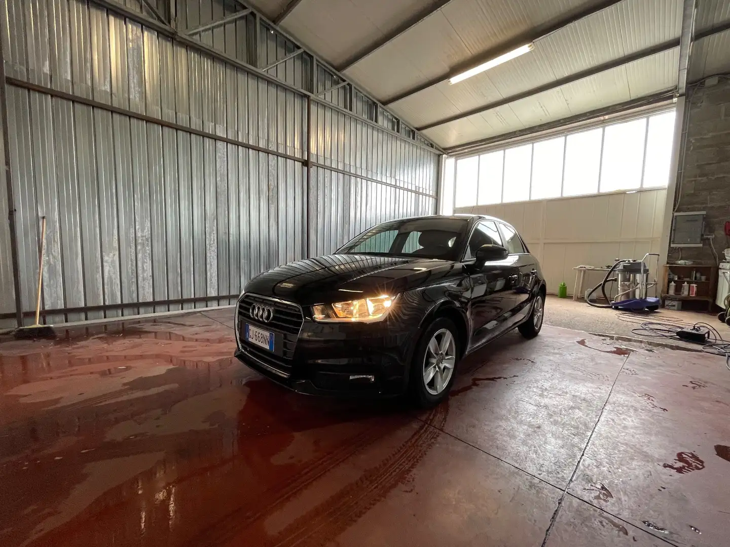 Audi A1 1.4 TDI Admired Nero - 1