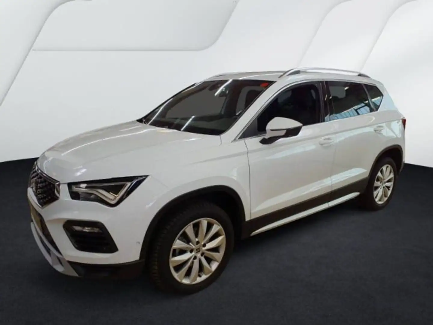 SEAT Ateca 1.5 TSI DSG X-PERIENCE SIDE-ASSIST NAVI+ P Weiß - 2