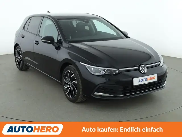 Volkswagen Golf view 8