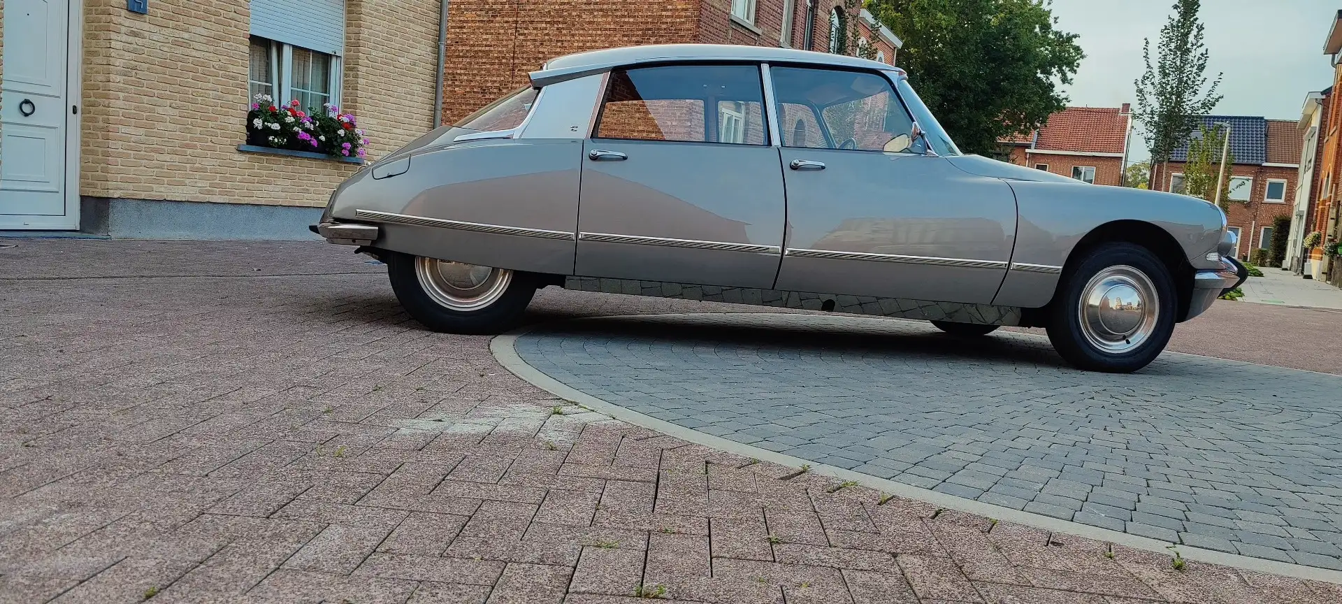 Citroen DS DS9 PureTech 225 Automatik RIVOLI + - 2