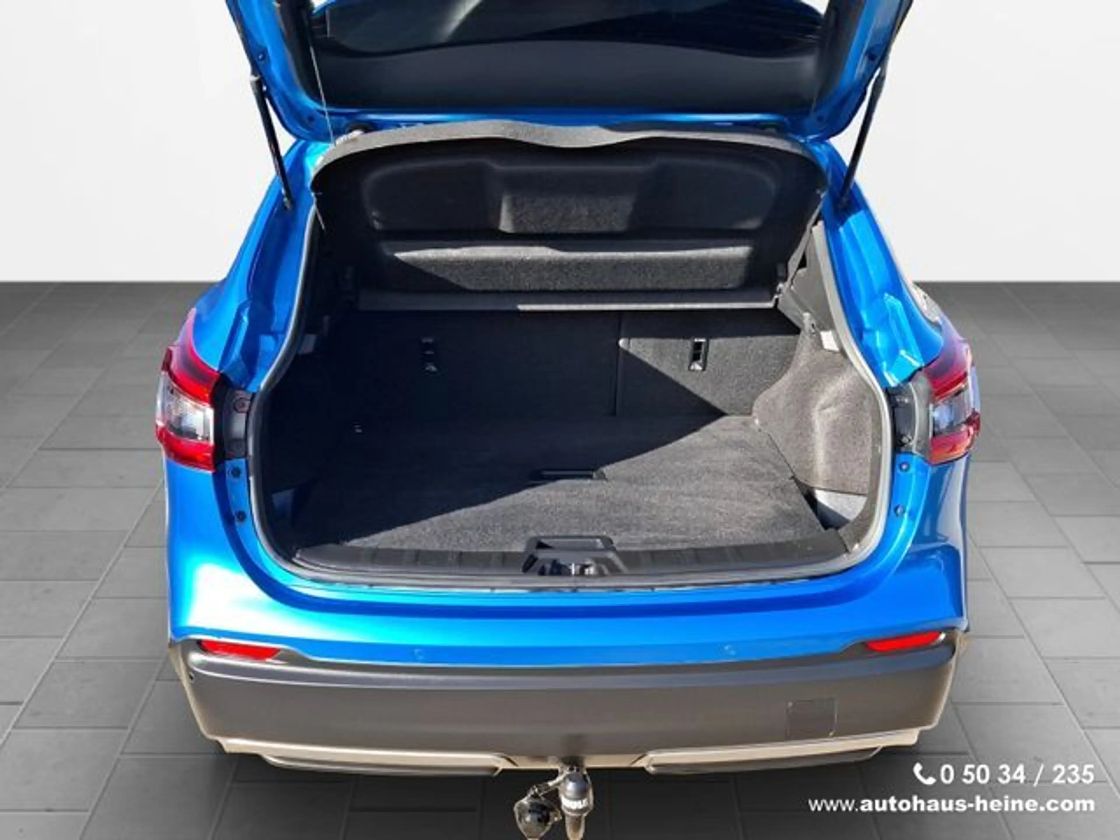 Nissan Qashqai Qashqai N-Connecta|AHK|Panorama|360|Navi|Allw. — photo 8