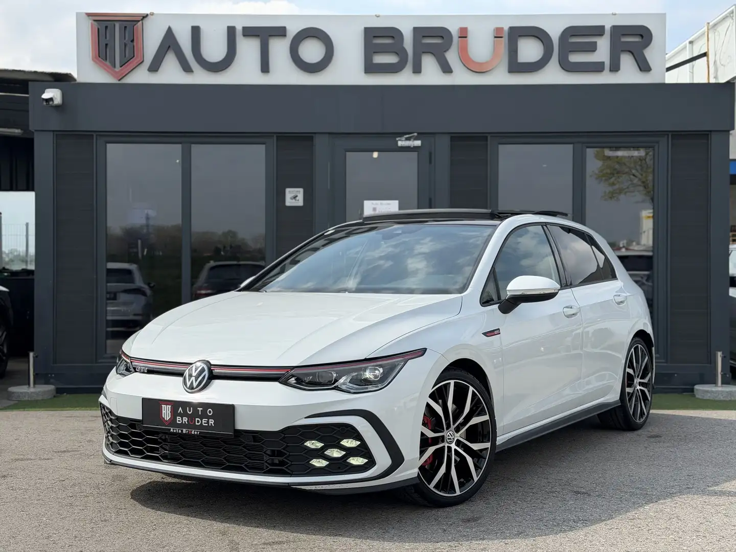 Volkswagen Golf GTI DSG 'Pano, Harman-Kardon, Ambiente' Weiß - 2