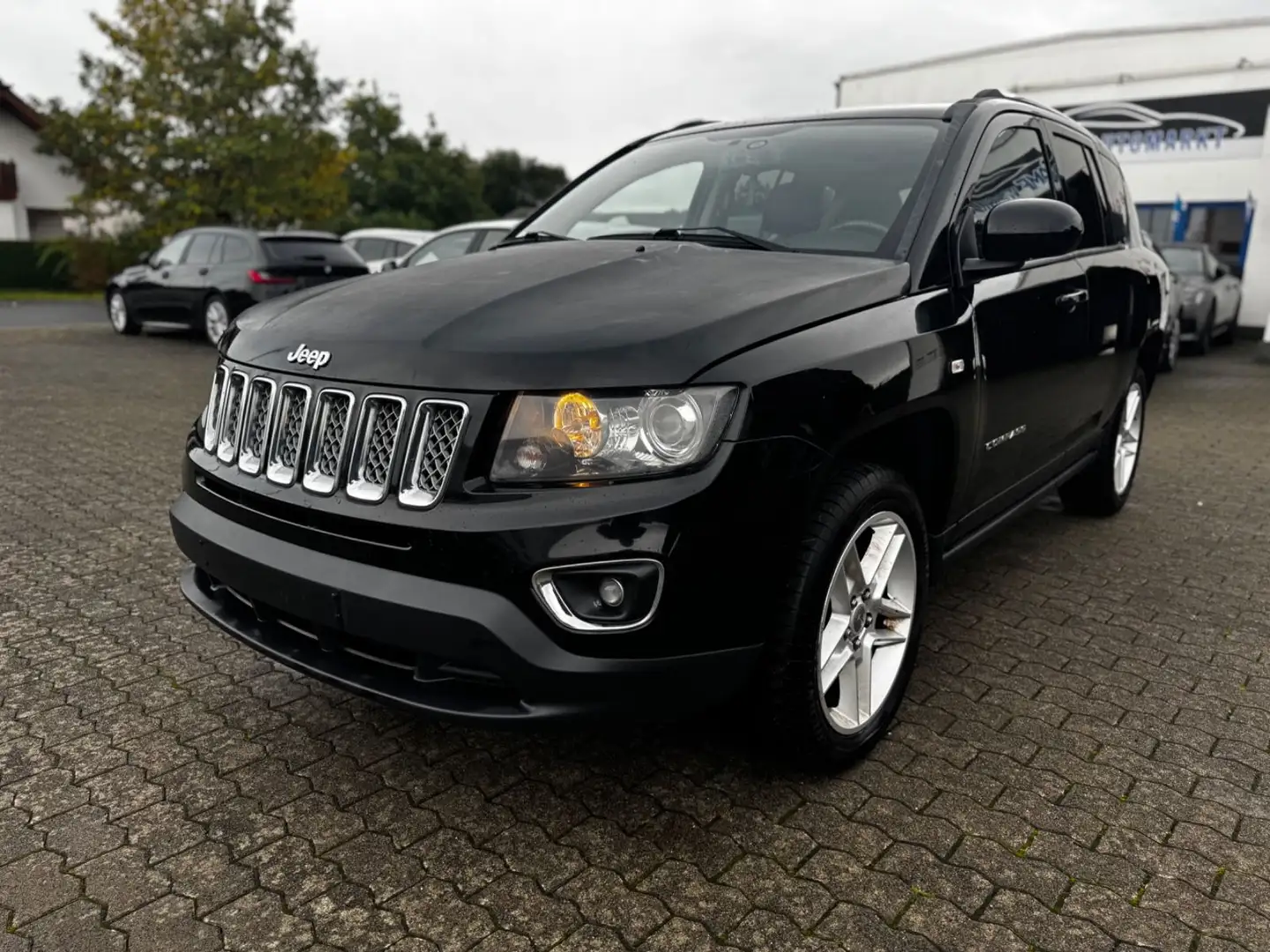 Jeep Compass Limited 4x4 Navi Leder Schwarz - 2