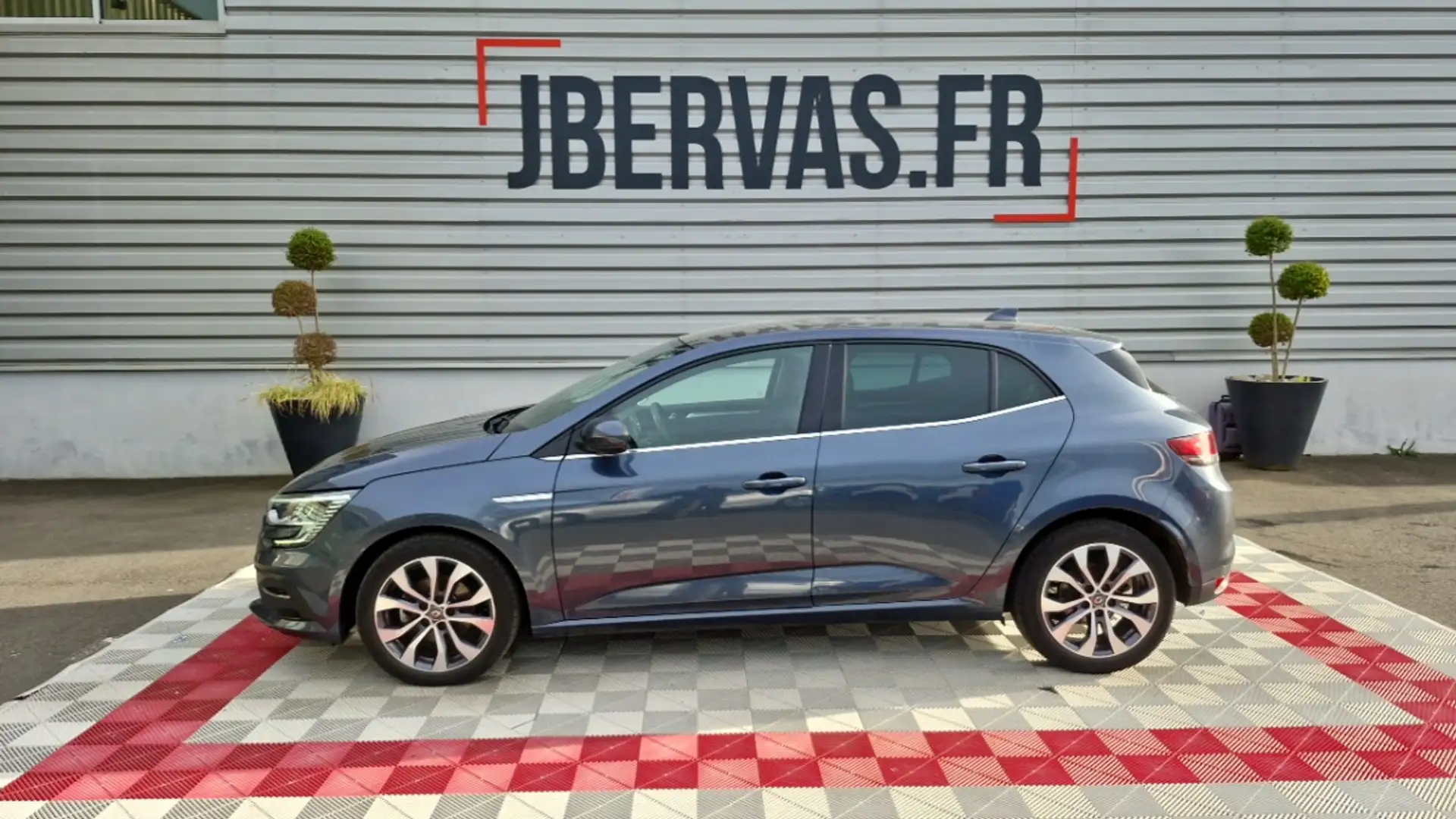 Renault Megane IV Berline TCE 140 EDC TECHNO - 1
