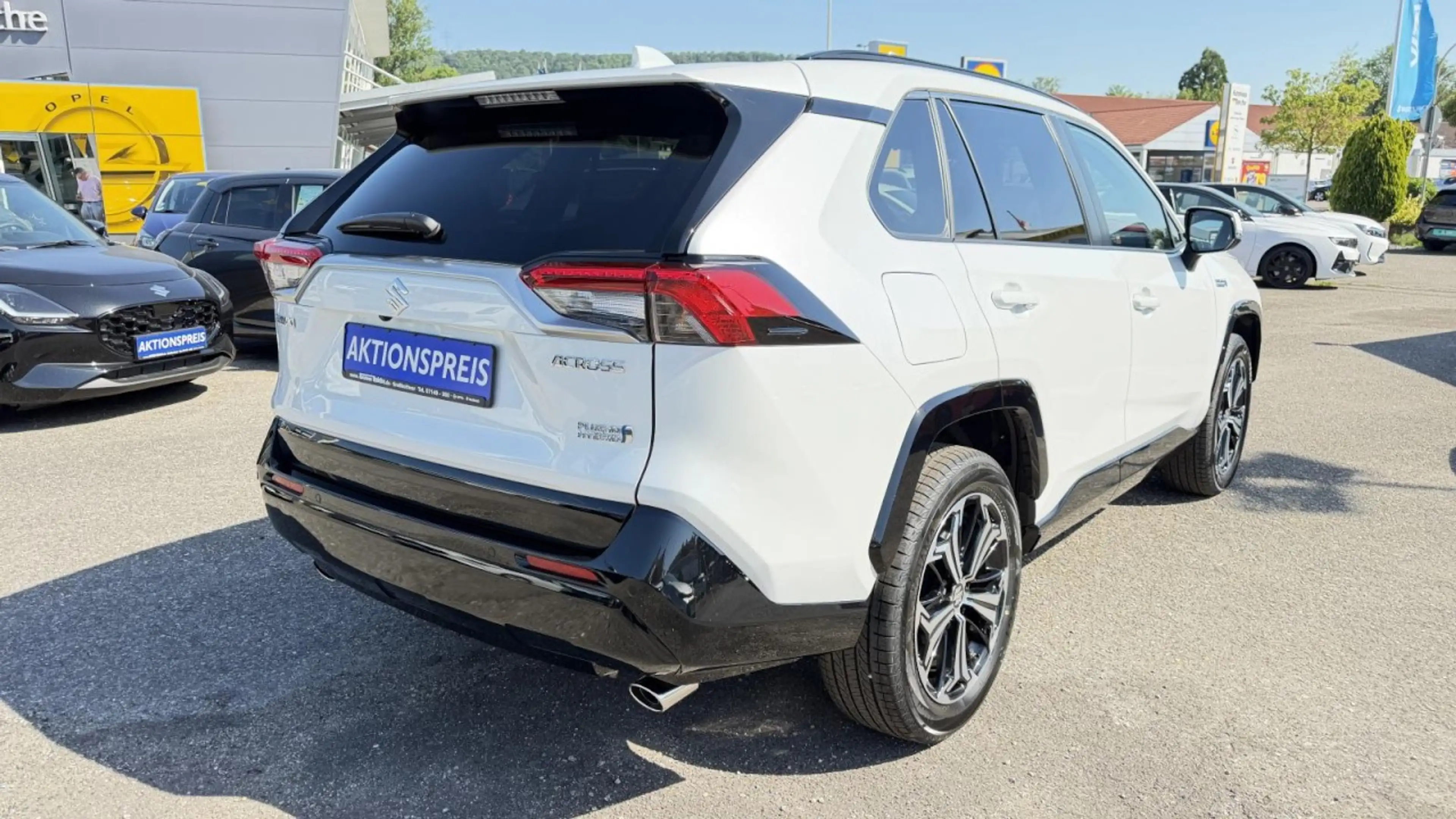 Suzuki Across : Hybridpower. Raum. Raffinesse. Effizienz Klima — photo 8
