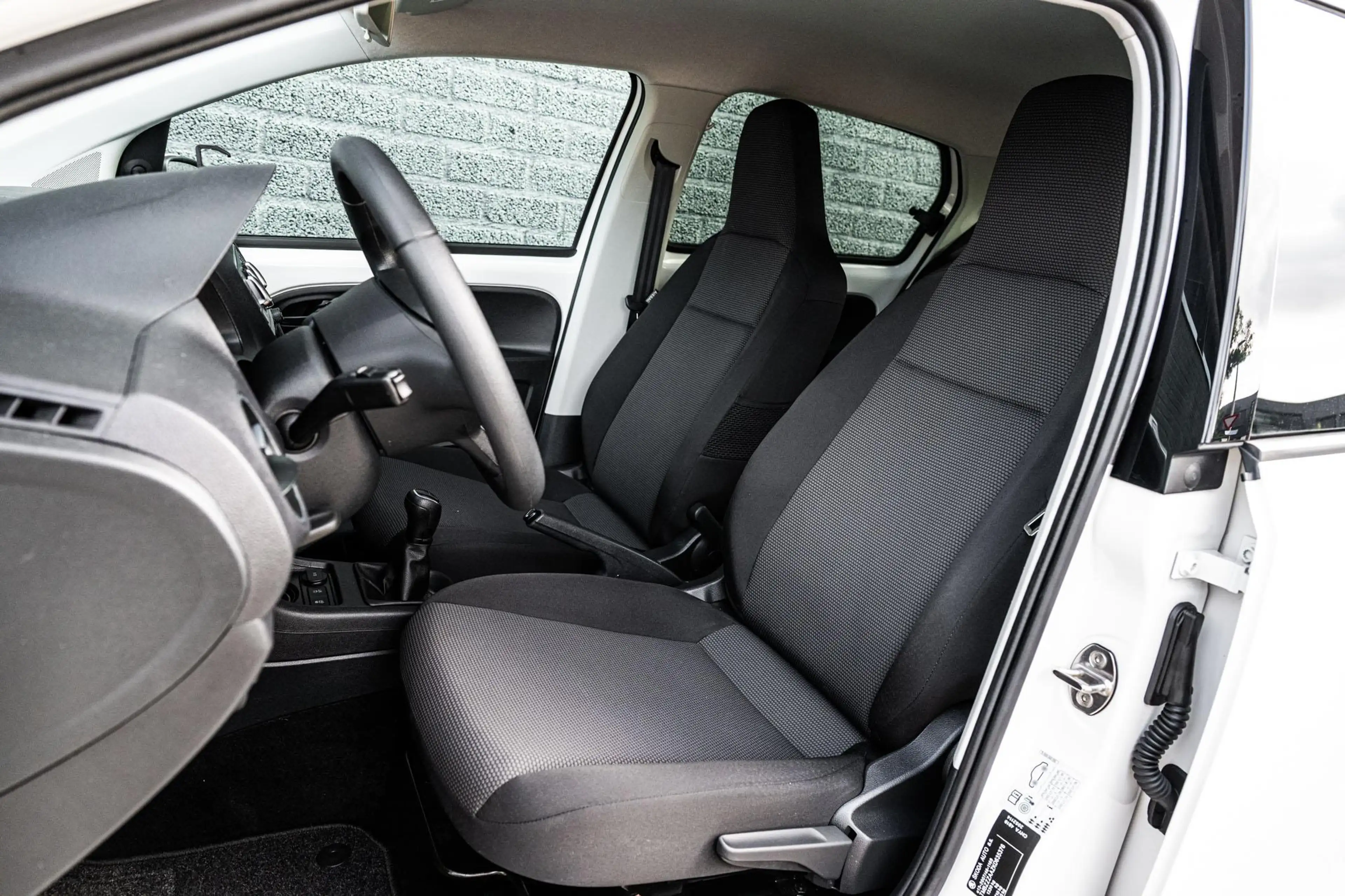 Skoda Citigo 1.0 MPI Greentech Ambition Plus | Cruise control | — photo 7