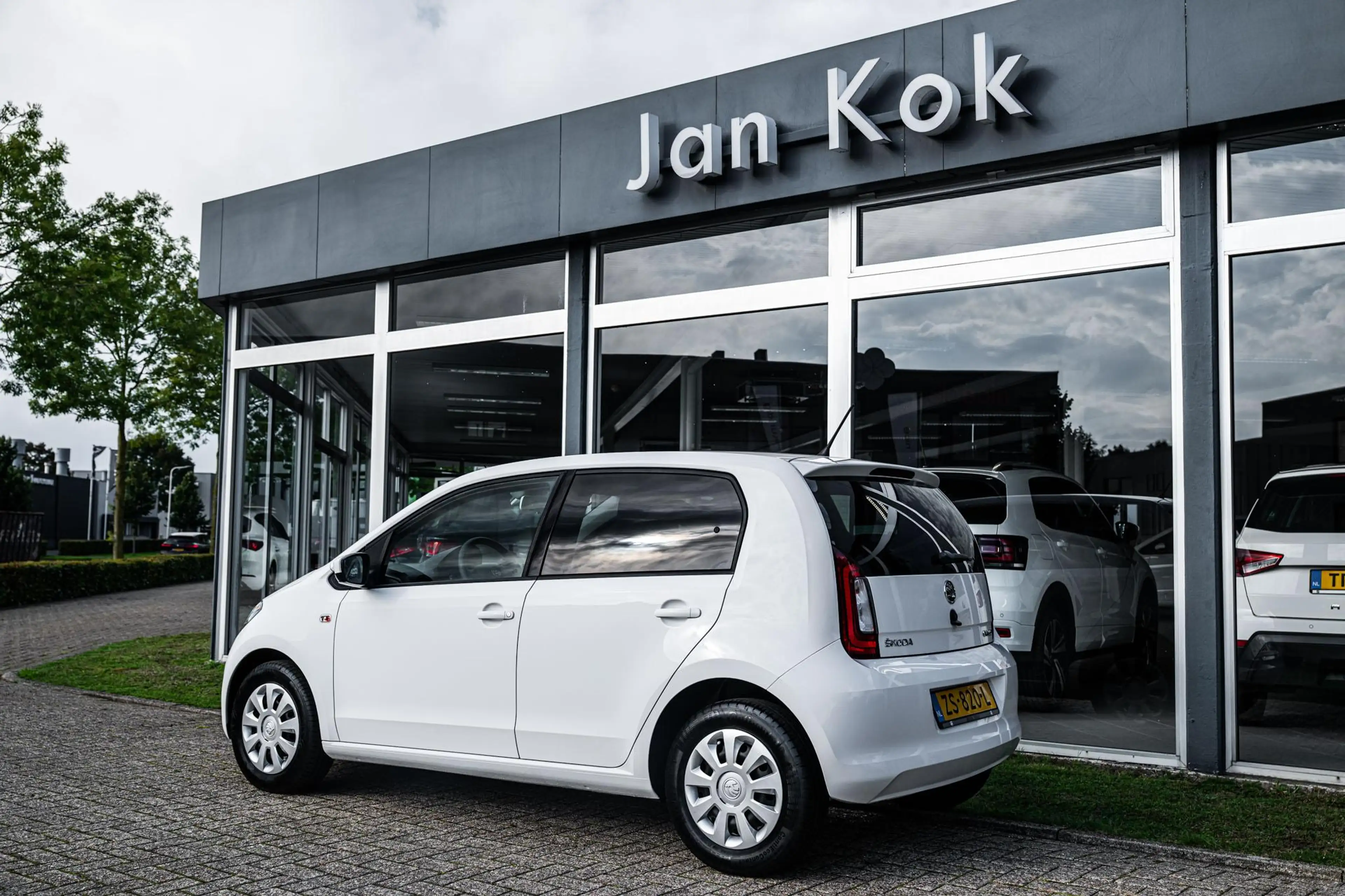 Skoda Citigo 1.0 MPI Greentech Ambition Plus | Cruise control | — photo 15