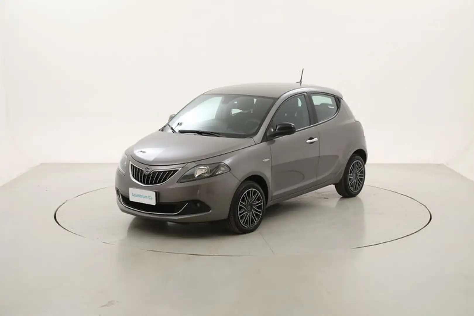 Lancia Ypsilon Gold 1.0 Mild Hybrid 69CV Grau - 1