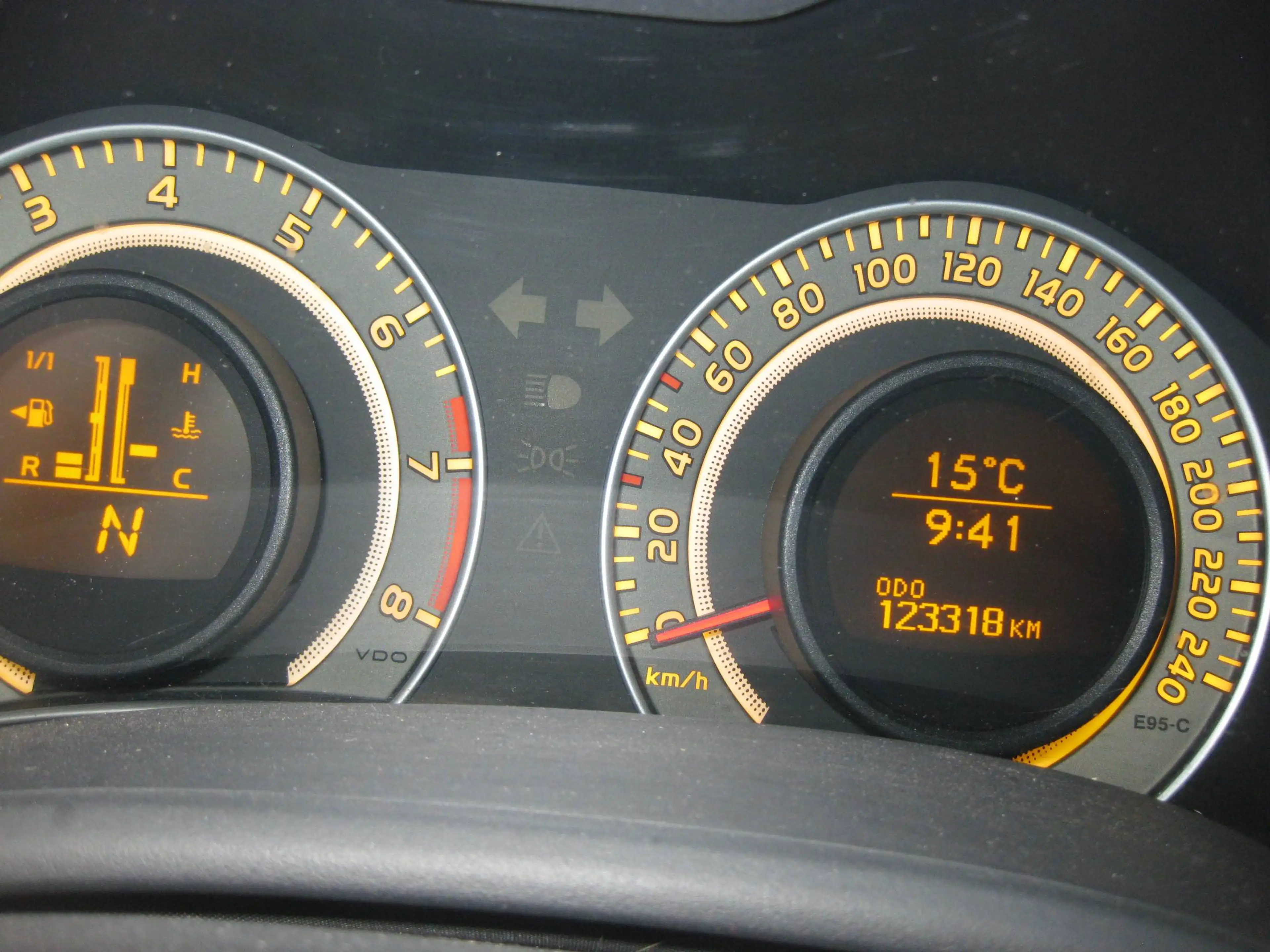 Toyota Corolla 1.6i essence Automatique 123.000 km ct ok Garantie — photo 15