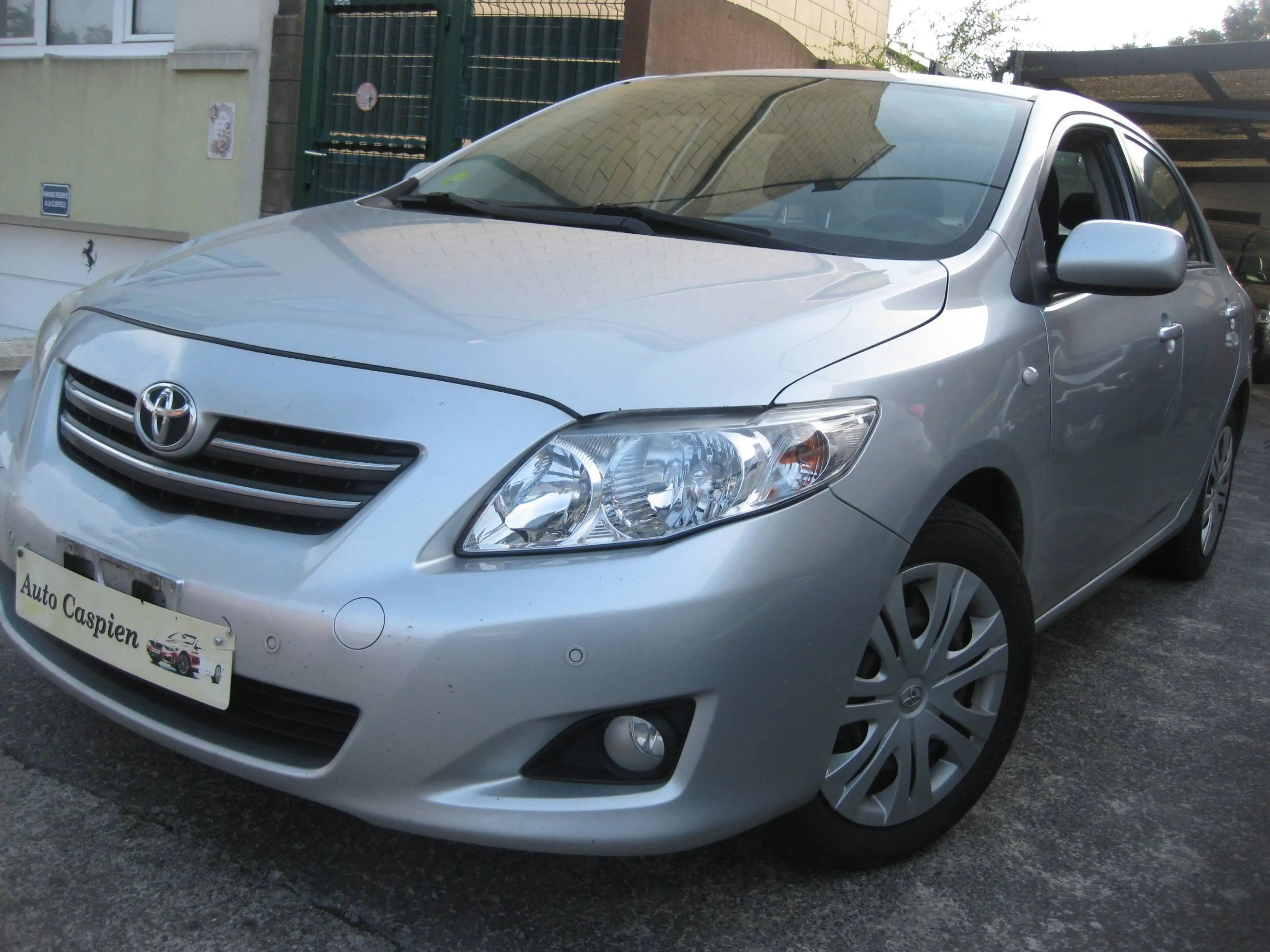 Toyota Corolla 1.6i essence Automatique 123.000 km ct ok Garantie — photo 2