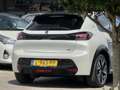 Peugeot e-208 EV GT 93,3 % SOH PACK 50 kWh AUTOM 29D.KM!! PANODA Blanc - thumbnail 11