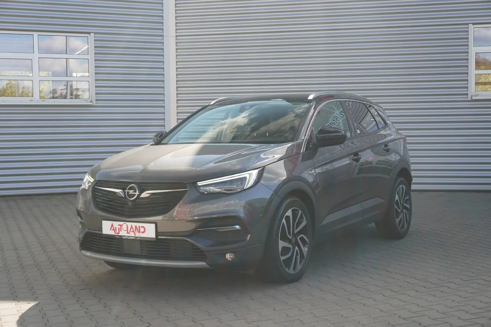 Opel Grandland 2.0 CDTI Ultimate Totwinkel AHK DAB Grau - 2