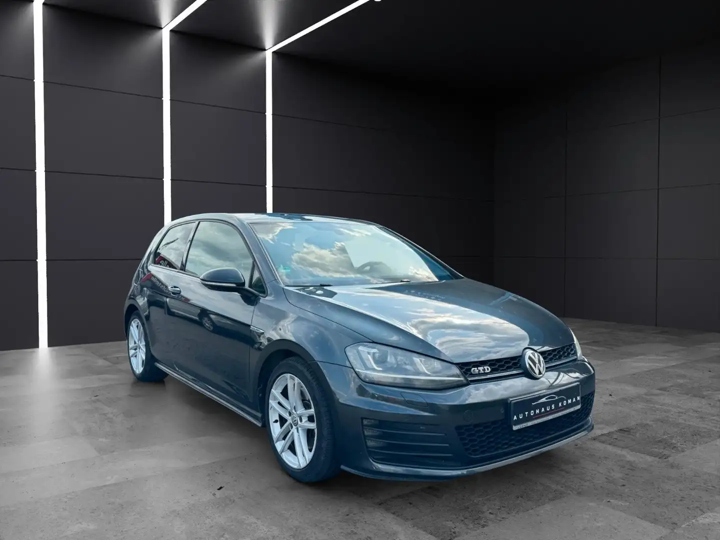 Volkswagen Golf 7 Lim. GTD*TEMPO*DSG*PDC*NAVI*S-HEFT*2.HAND Gris - 2