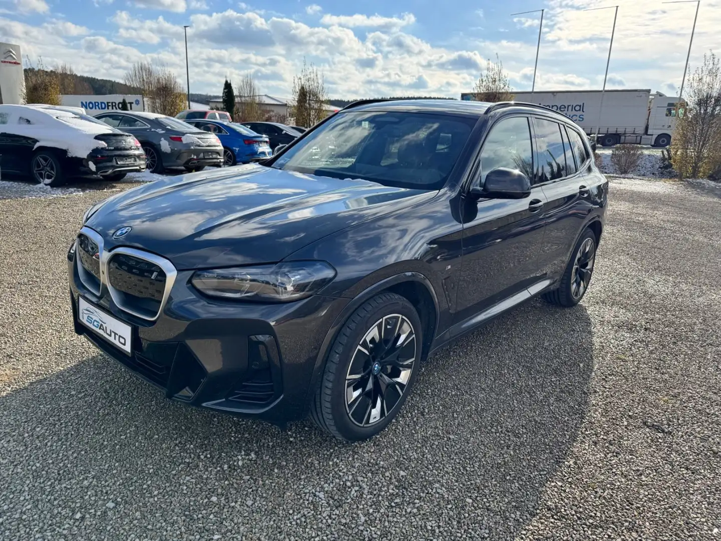 BMW iX3 Impressive H&K Panorama Voll Grau - 1