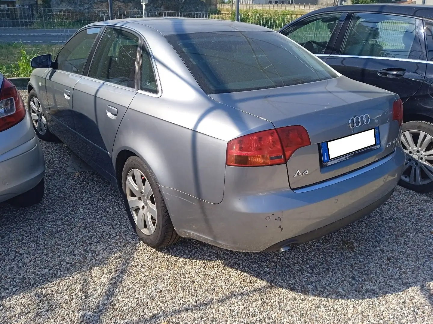 Audi A4 A4 III 2004 Berlina 2.5 V6 tdi Argento - 1