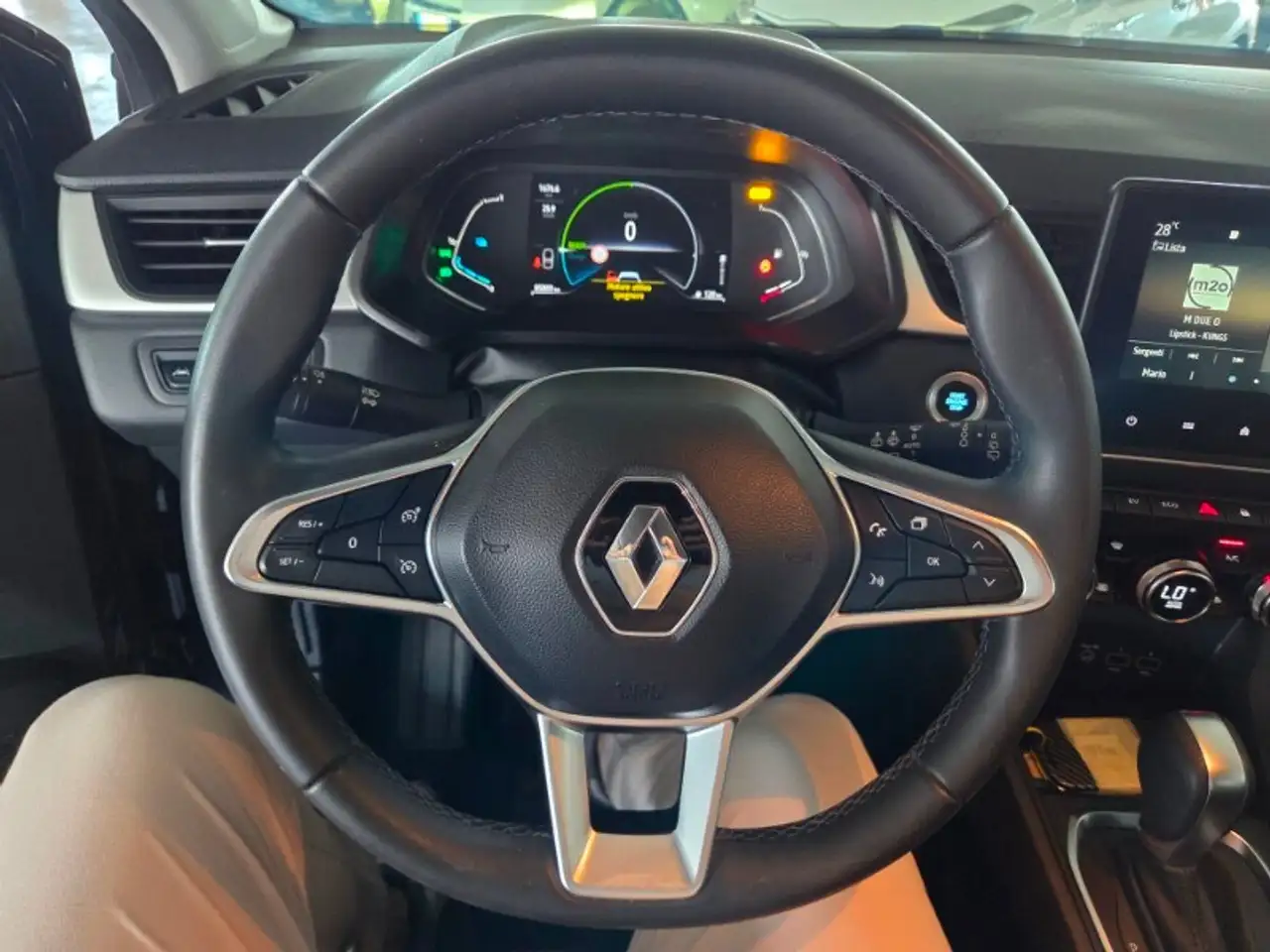 Renault Captur Full Hybrid E-Tech 145 Zen 11