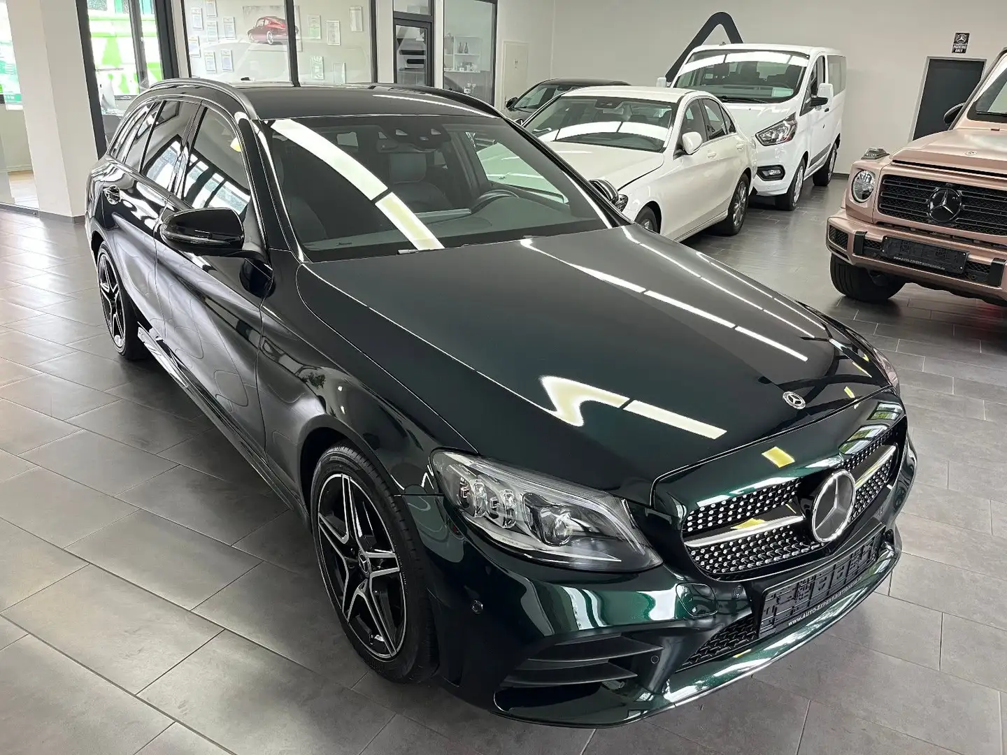 Mercedes-Benz C 220 d T-Modell 4Matic AMG Line Navi/Kamera Grün - 1
