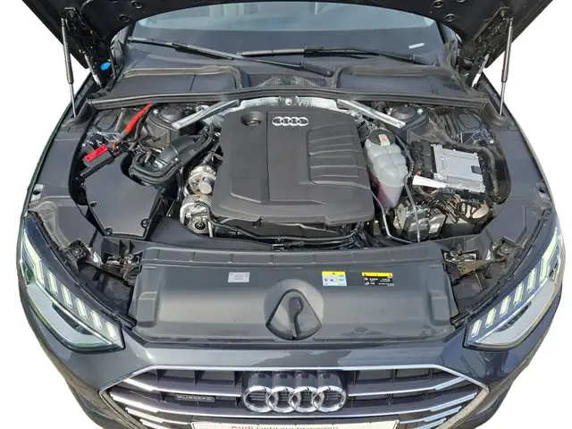 Audi A4 view 12