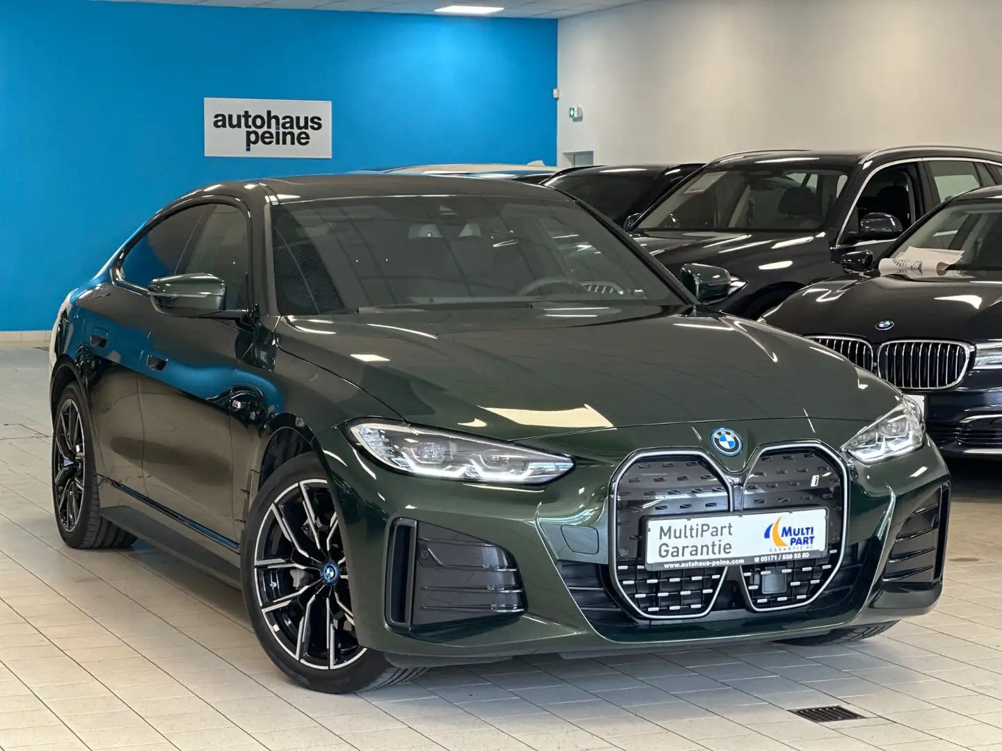 BMW i4 GranCoupe35eDr/Aut/Glasdach/ICONIC/AHK/M-Sport Vert - 1